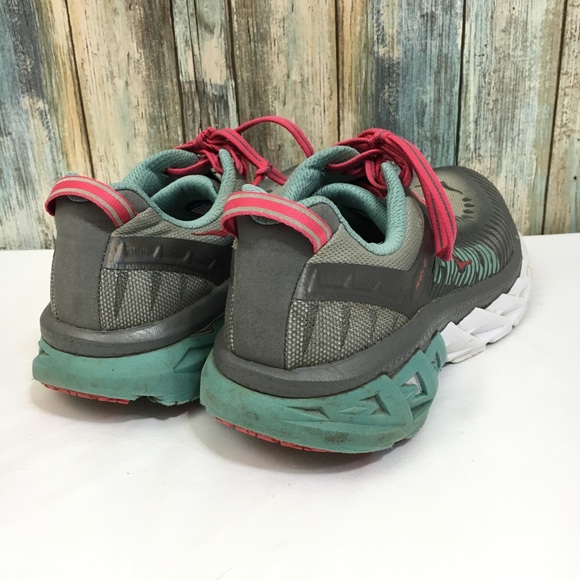 HOKA Arahi 2 Lightweight Running Shoes - Picture 4 of 8